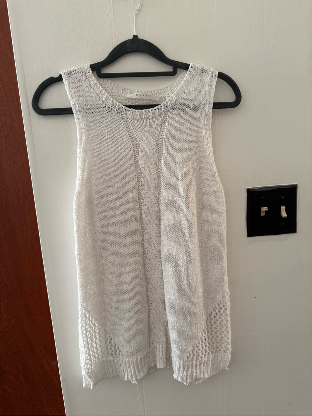 Cyrus | White Crochet Knit Sleeveless Top | Size Small